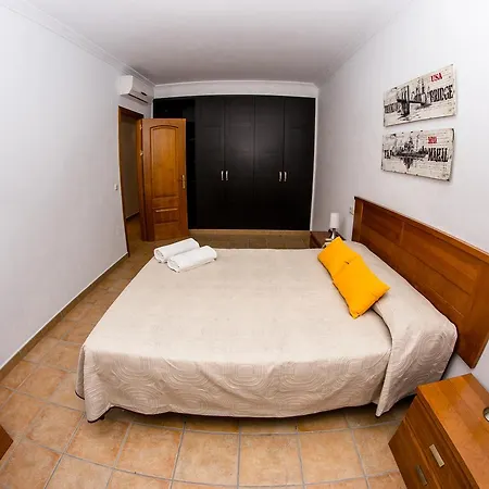Arcos Daire Alora